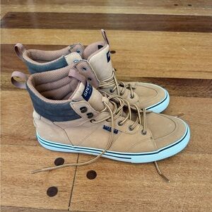 Men’s Sperry Boots